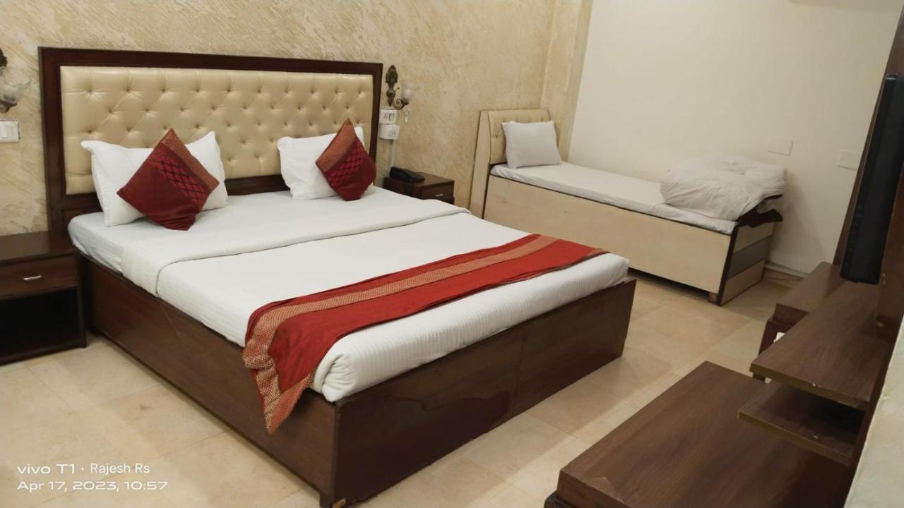 Hotel Diamond Inn Chandīgarh Extérieur photo